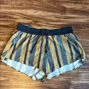 Janji Striped Yellow and Black Women’s Lounge Shorts size Small